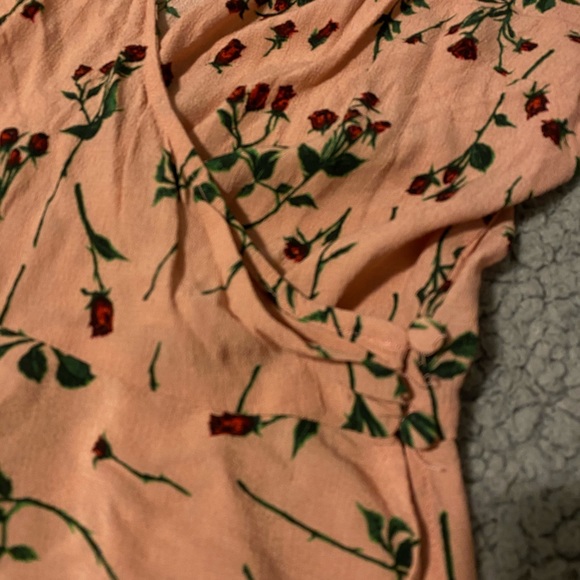 TOPSHOP pink floral wrap top - Picture 3 of 3